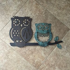 Metal owl wall decor